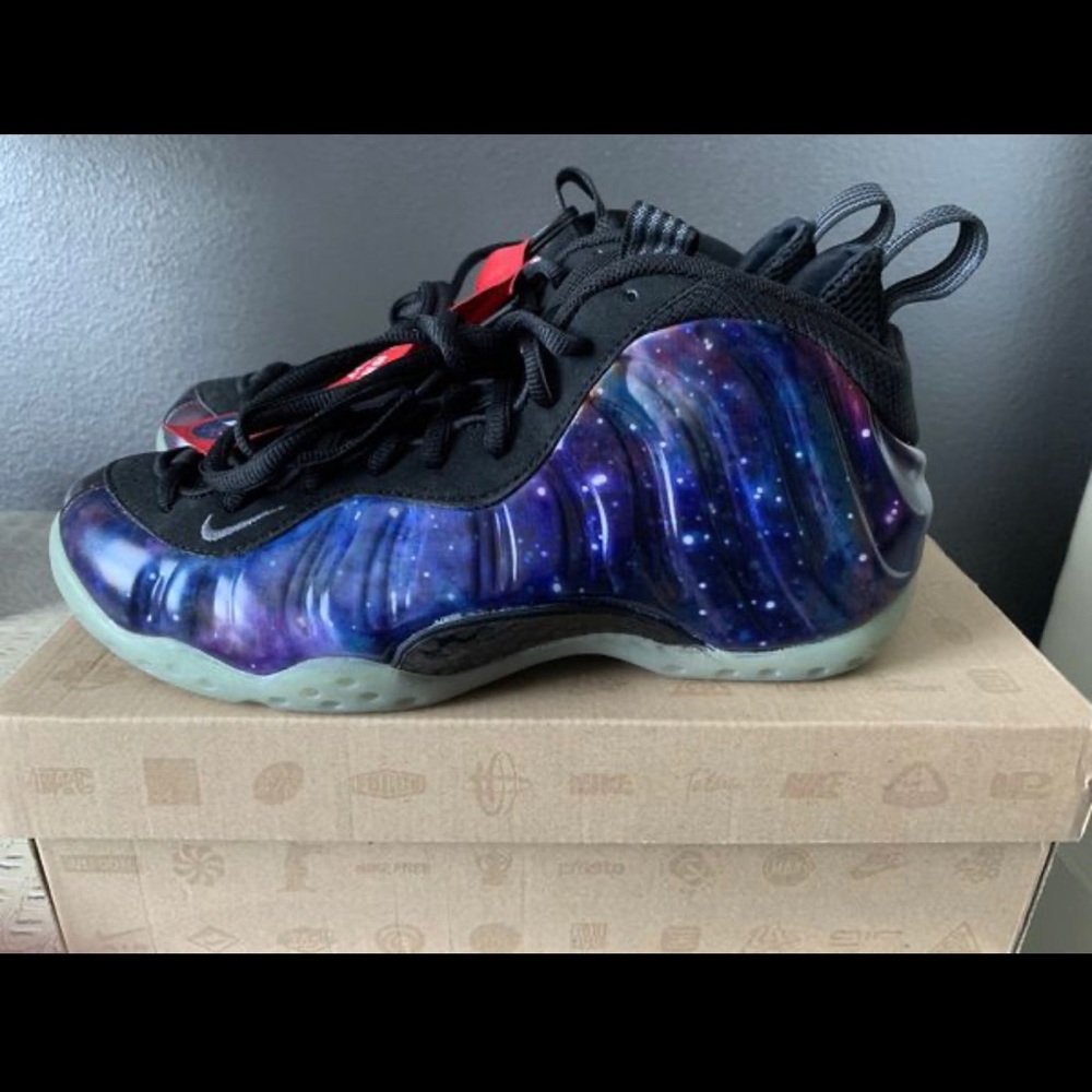 Galaxy Air Foamposite 1 - Picture 1 of 7